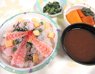 （↑）ちらし寿司